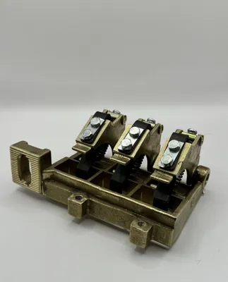 Щеткодержатели ЭК-590 1