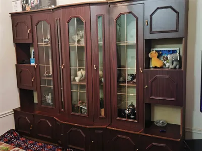 Продаётся сервант, состояние хорошее, 300 000 1