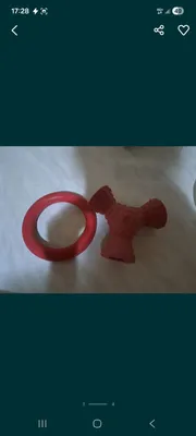 Резиновые игрушки для собак