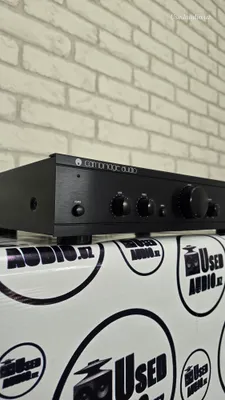 Усилитель Cambridge Audio A300 v2.0 1