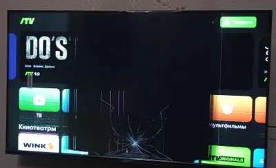 Телевизор Premier Smart TV 4K с разбитым экраном