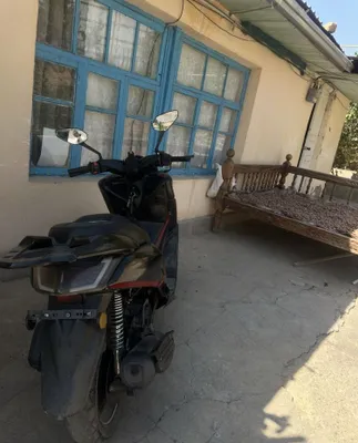 Yamaha S Max 150 куб. см 1