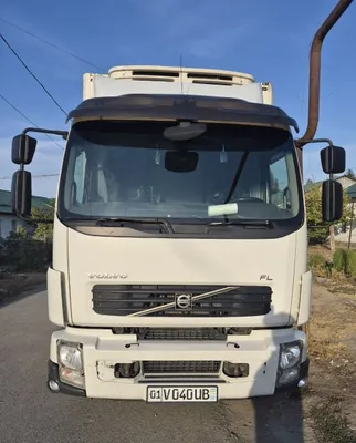VOLVO одиночка 10-тн 1