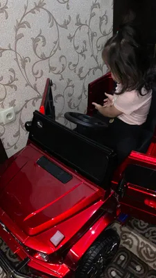 Detskiy moshina Mercedes Gelik 1
