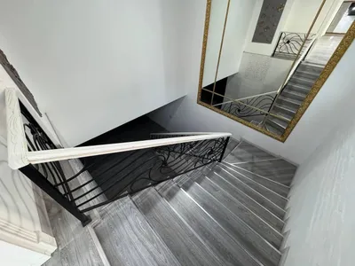 OYBEK metro yaqinida 520 m2 maydonli bino ijarasi 1
