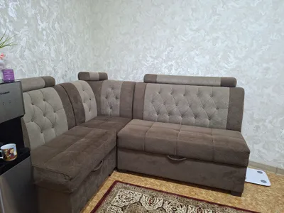 Yaxshi holatdagi oshxona burchak divani