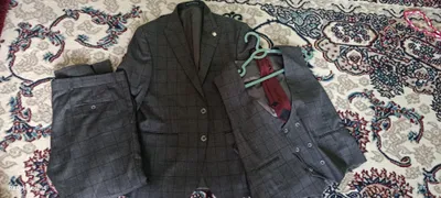 kastyum shim razmer 54 sotiladi