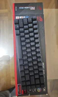 ROG Falchion Ace klaviaturasi 1
