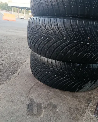 Продам шины R17 Малибу 1