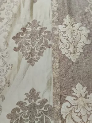 Продам 2 шторы . 1