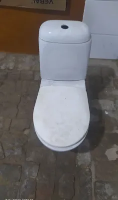 Продаётся унитаз 1