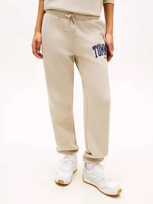 Продам спортивный костюм от бренда Tommy Hilfiger 1