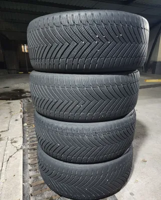 245/45/R19 imperial 1
