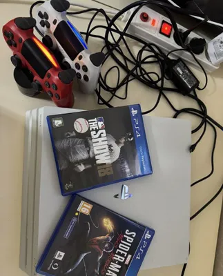 PS 4 Pro White / 1TB / v12.52 1