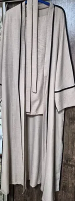 Abaya, kostyum