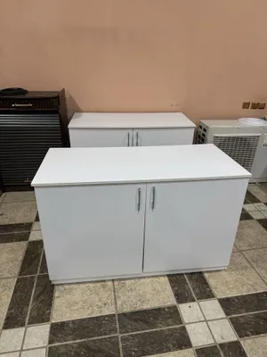Oq rangli mebel sotiladi 1