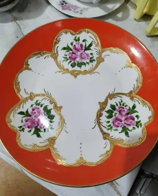 Ляган с рисунком красный