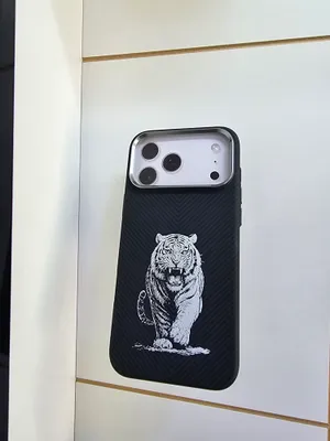 чехол на айфон 17 pro max
