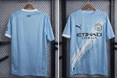 Футболка «Man City» с автографом Абдукодира Хусанова