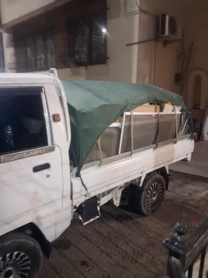 Toshkent bo‘ylab chiqindi olib chiqish. Eski mebel metallolomga 1