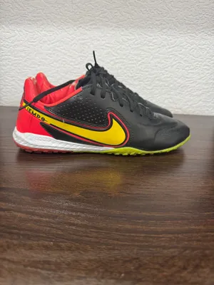 Nike Tempo сороконожки, размер 39 1