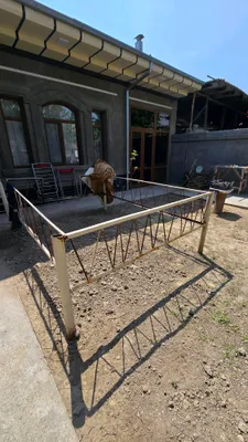 Продается железная кровать 2,50×3,00 м, состояние отличное, толстая 1