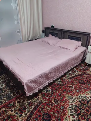 Продаётся двуспальная кровать