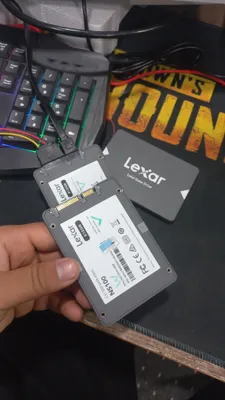 SSD 256 ГБ, состояние новое