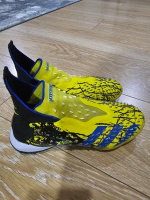 Futbol butsisi sotiladi 1