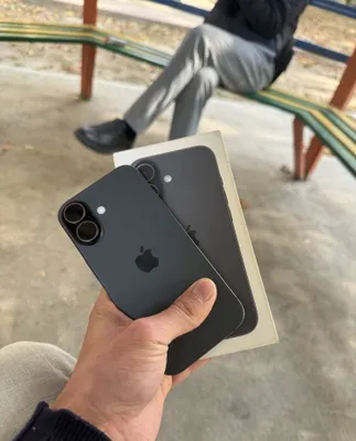 iPhone 17, идеальное состояние, 100% 1