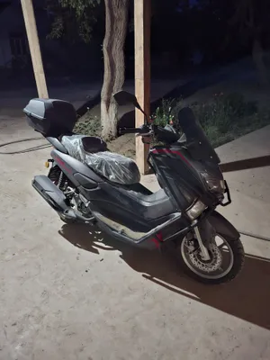 Скутер N Max, 150 куб. см 1