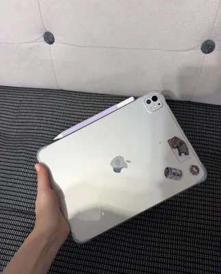 iPad Pro 11-inch (M5) 1