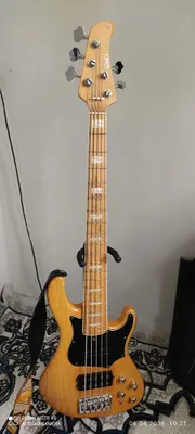 Bass gitara Cort GB 75 aotiladi 1