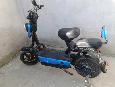Срочно продам Электроскутер 1