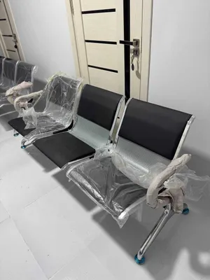 Kutish zali uchun premium toifadagi skameyka 1