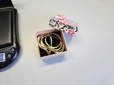 Sotiladi: chiroyli zanjir (Midas), 9,52 g oltin, 585 probali 1