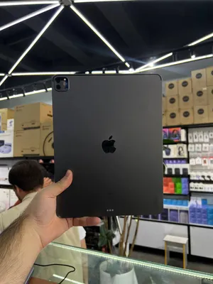 iPad Pro 12.9-inch M1 1
