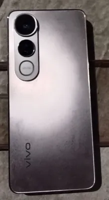 Vivo v50lite 1