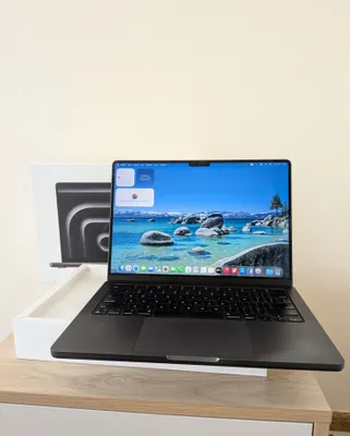 Macbook Pro 14 M3 Pro 18/512GB 1