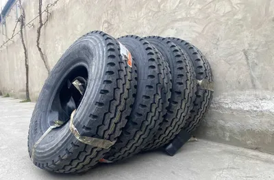 Грузовая шина 9.00R20