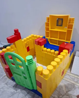 Bolalar uchun Lego uychasi