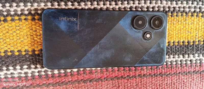 Infinix HOT30i telefon sotiladi — фото 2