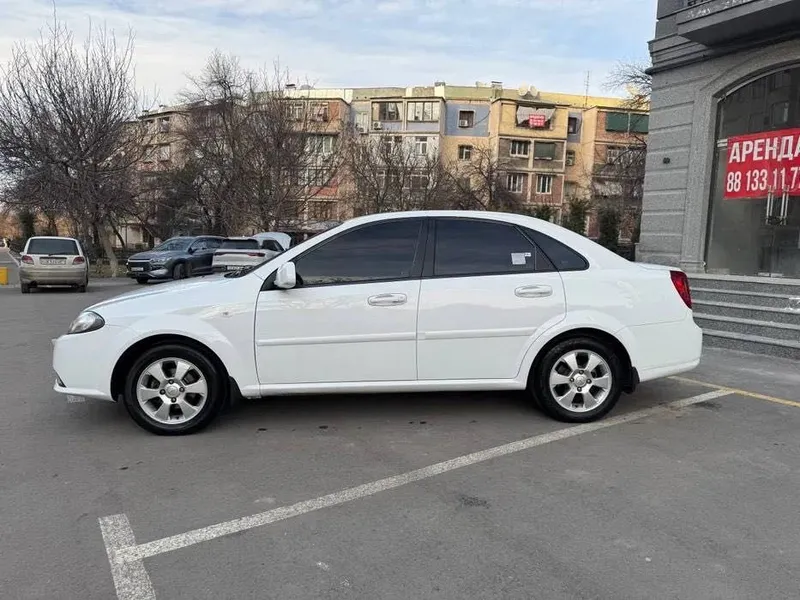 Джентра машина сатылади