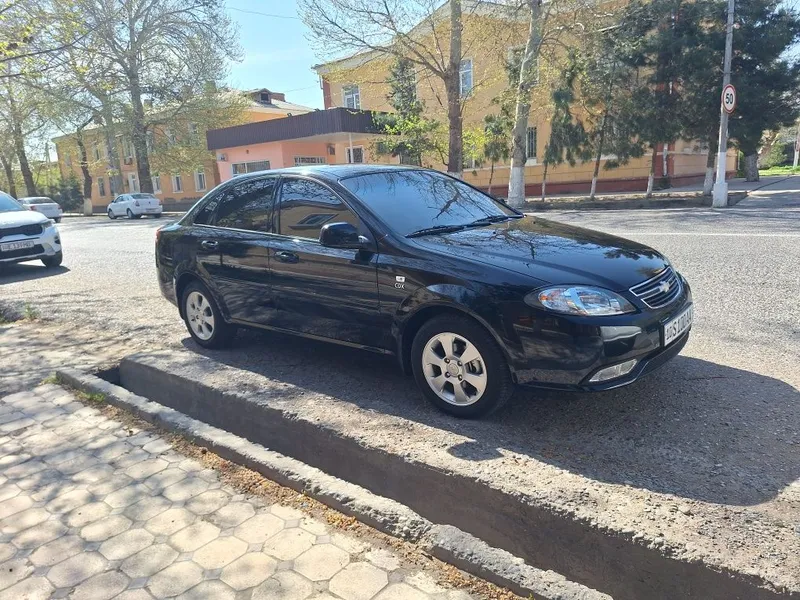 Jentra avtomat bez lyuk