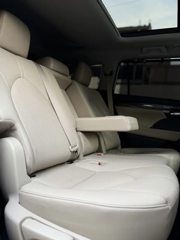 Toyota Highlander Hybrid Limited Full — фото 5