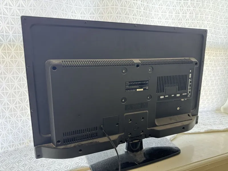 LG 32 televizor 2 LG 32 televizor 2