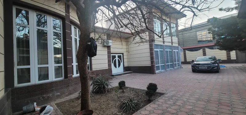 Продается дом в центре Ташкента под жилье или бизнес 9соток на Ивлева — фото 3 Продается дом в центре Ташкента под жилье или бизнес 9соток на Ивлева — фото 3