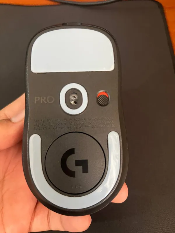 Мышь Logitech, цена 1 400, возможен торг 2