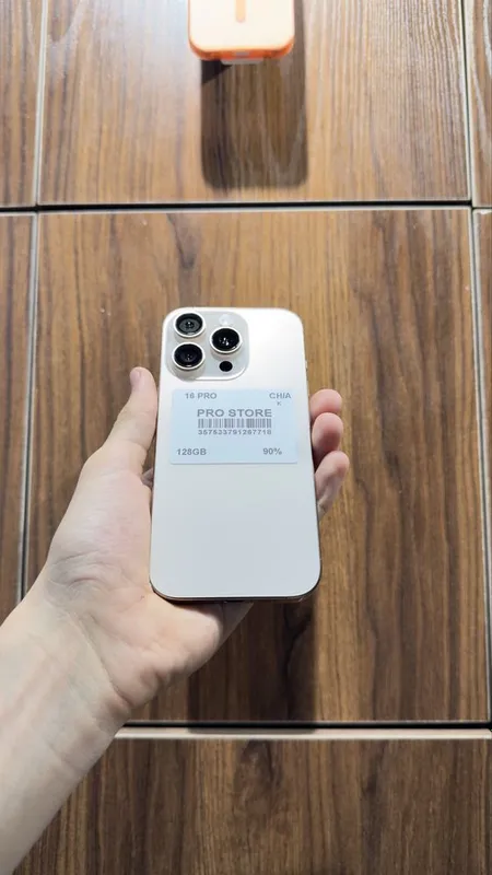 iphone 16 pro naxtka