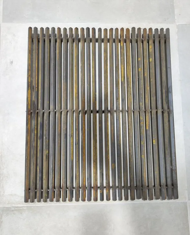 Izgara setka 55×47 sm Mangalda go‘sht 6 Izgara setka 55×47 sm Mangalda go‘sht 6